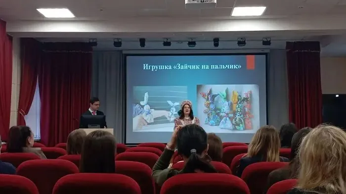 photo_5204335293203418285_y